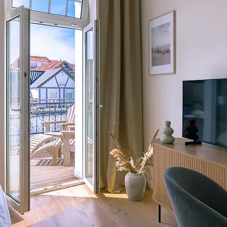 Apartment Kapitaenshaus Friedrich Franz - Premium 200 Meter Vom Und Alten Strom Rostock