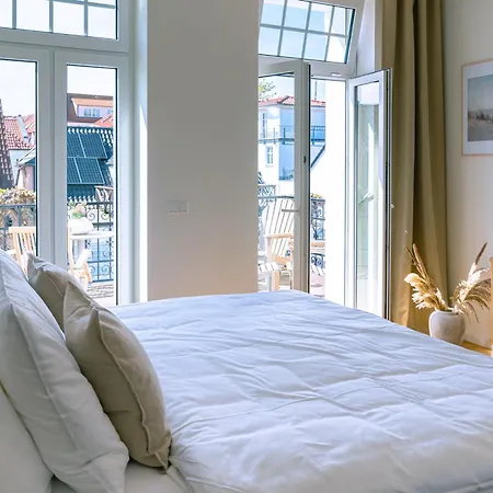 Apartment Kapitaenshaus Friedrich Franz - Premium 200 Meter Vom Und Alten Strom