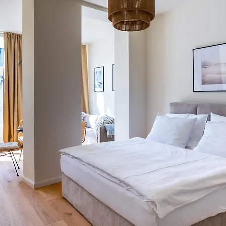 Apartment Kapitaenshaus Friedrich Franz - Premium 200 Meter Vom Und Alten Strom
