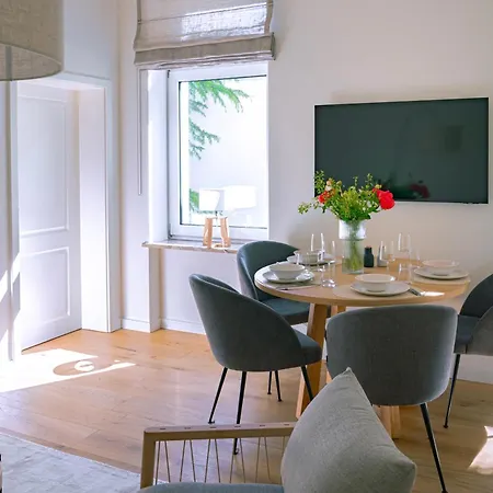 Kapitaenshaus Friedrich Franz - Premium 200 Meter Vom Und Alten Strom Apartment